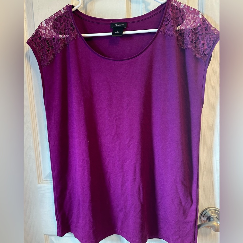 Purple Ann Taylor Factory Women’s Top size Medium